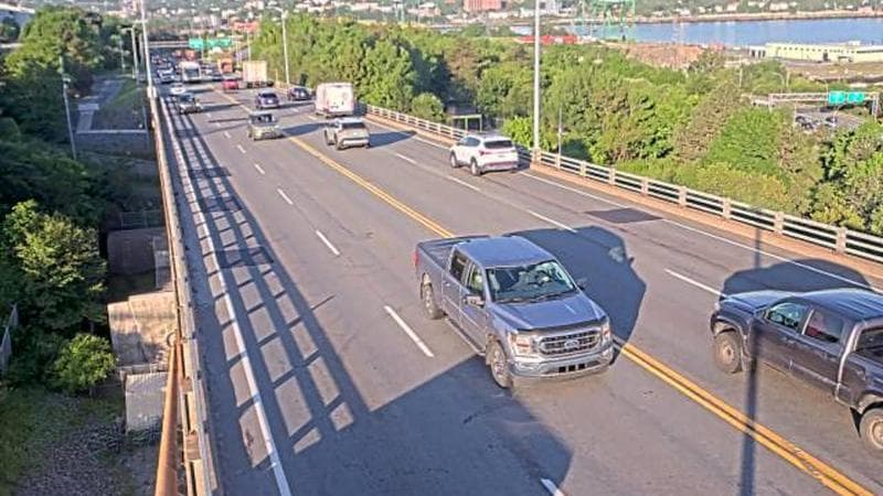 MacKay Bridge - Dartmouth bound