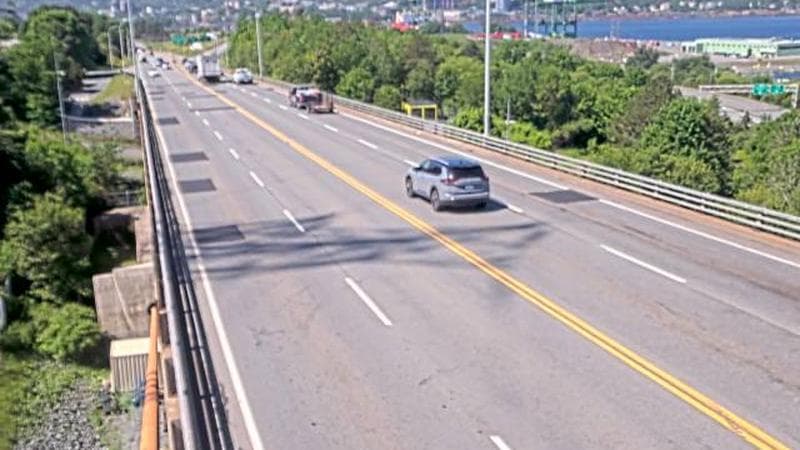 MacKay Bridge - Dartmouth bound