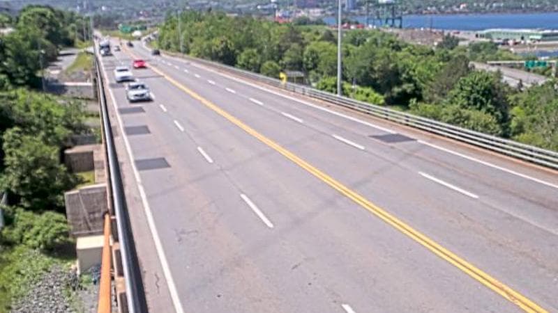 MacKay Bridge - Dartmouth bound