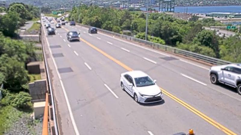 MacKay Bridge - Dartmouth bound