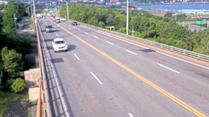 MacKay Bridge - Dartmouth bound