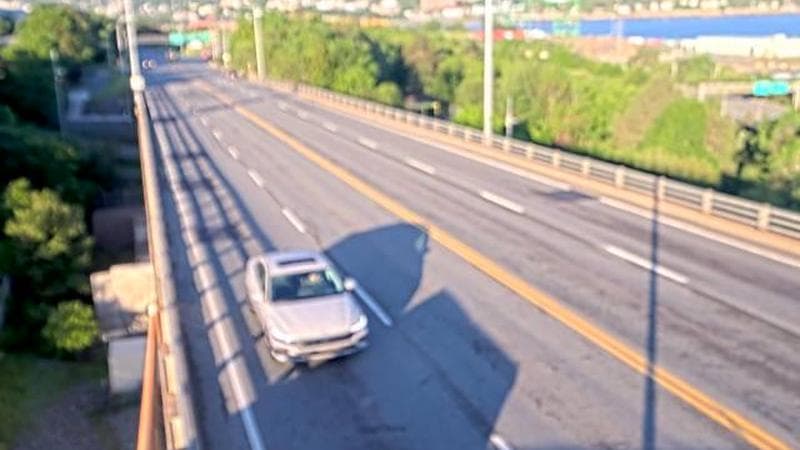 MacKay Bridge - Dartmouth bound
