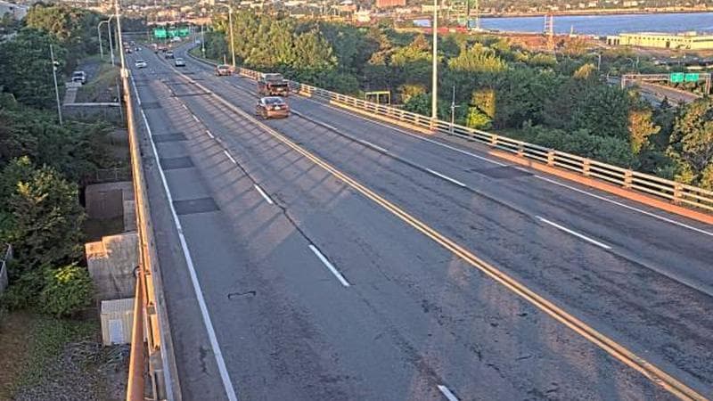 MacKay Bridge - Dartmouth bound