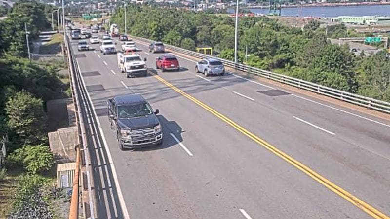 MacKay Bridge - Dartmouth bound