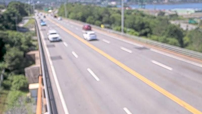 MacKay Bridge - Dartmouth bound