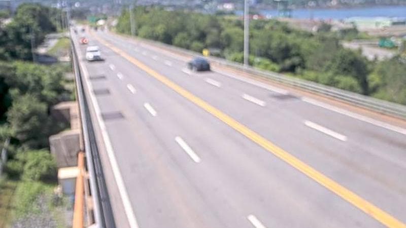 MacKay Bridge - Dartmouth bound