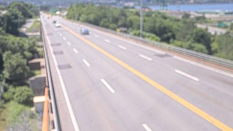 MacKay Bridge - Dartmouth bound