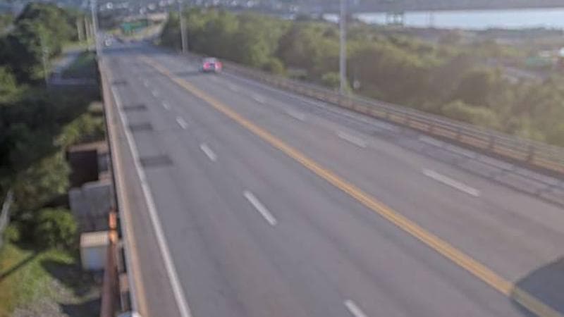 MacKay Bridge - Dartmouth bound