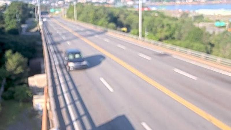 MacKay Bridge - Dartmouth bound