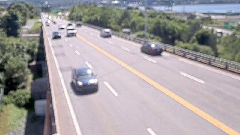 MacKay Bridge - Dartmouth bound