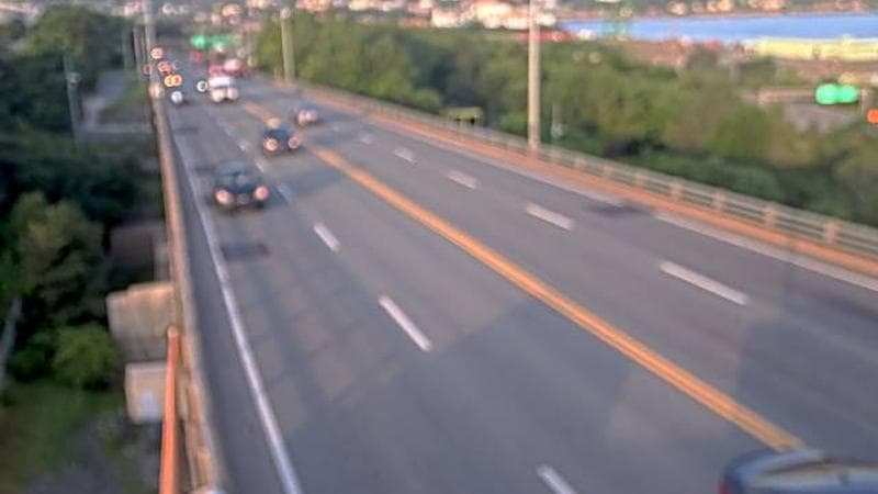 MacKay Bridge - Dartmouth bound