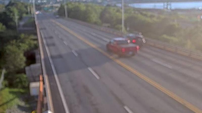 MacKay Bridge - Dartmouth bound