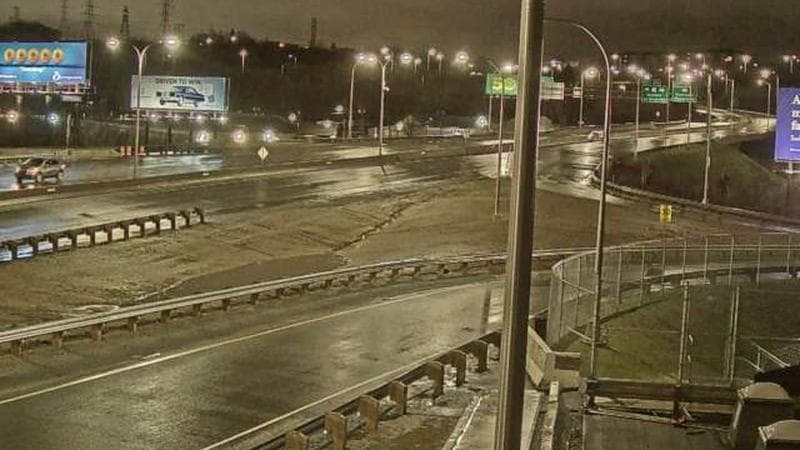 MacKay Bridge - Halifax bound